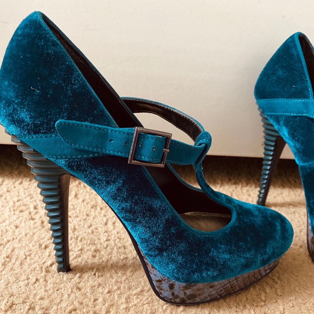 Rachel Roy Velvet T-Strap Pump